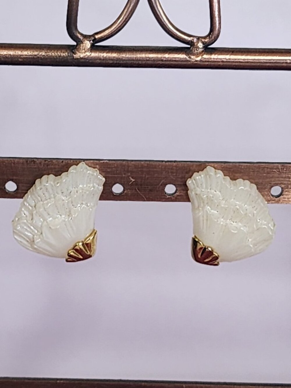 Avon Vintage White Fan Wave Angel Wings Resin and Gold Tone Pierced Earrings